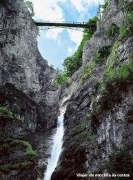 PONTE SOBRE DESFILADEIRO